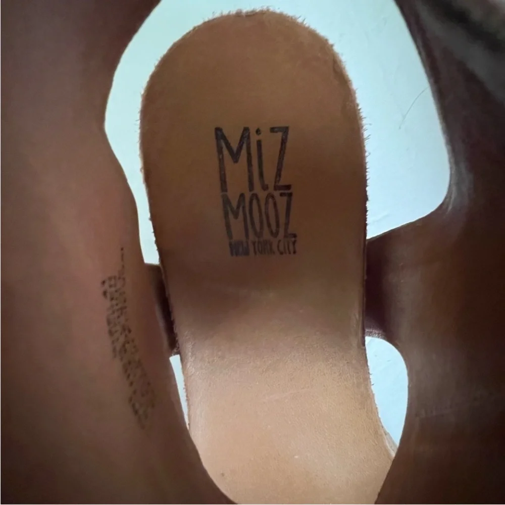 Miz Mooz Rori red suede sandal - Picture 4 of 6